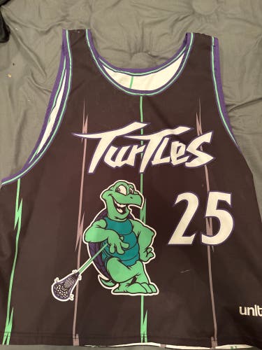 Black Used Medium Jersey