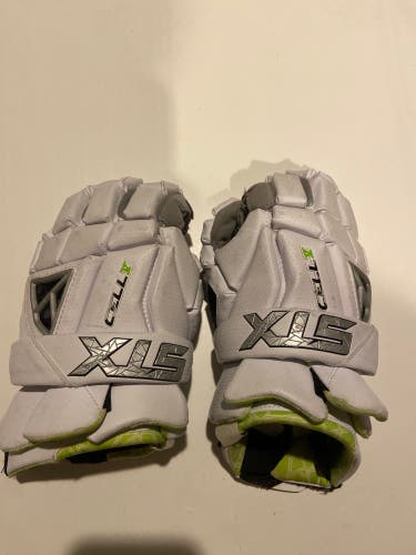 Barely Used STX Medium Cell V Lacrosse Gloves
