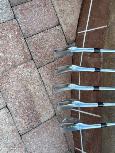 Srixon ZX5 Mk II Irons (2023)