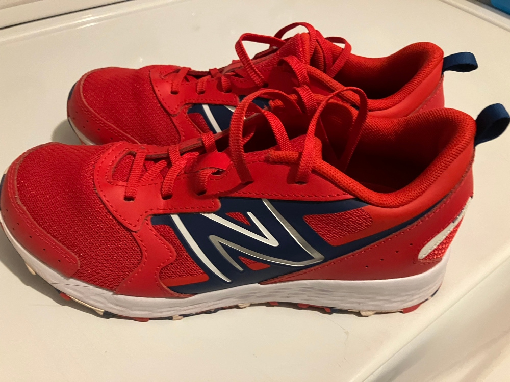 Red Unisex Size 5.0 (Women's 6.0) New Balance Shoes