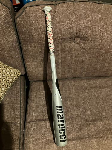 2022 Marucci (-10) 18 oz 28" F5 Bat