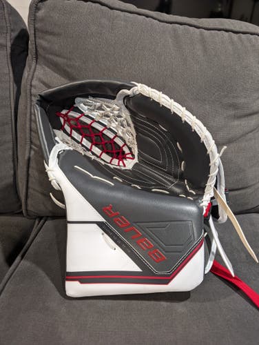 Bauer Custom Hyperlite Glove Skinned as Mach