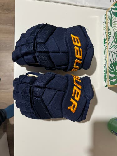 Used Bauer 14" Pro Stock Supreme 2S Pro Gloves