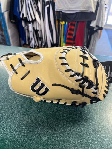Wilson DPCM Catcher's 33" A2000 Baseball Glove