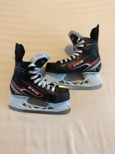 Used Junior CCM JetSpeed FT340 Hockey Skates (Regular) - Size: 1.0