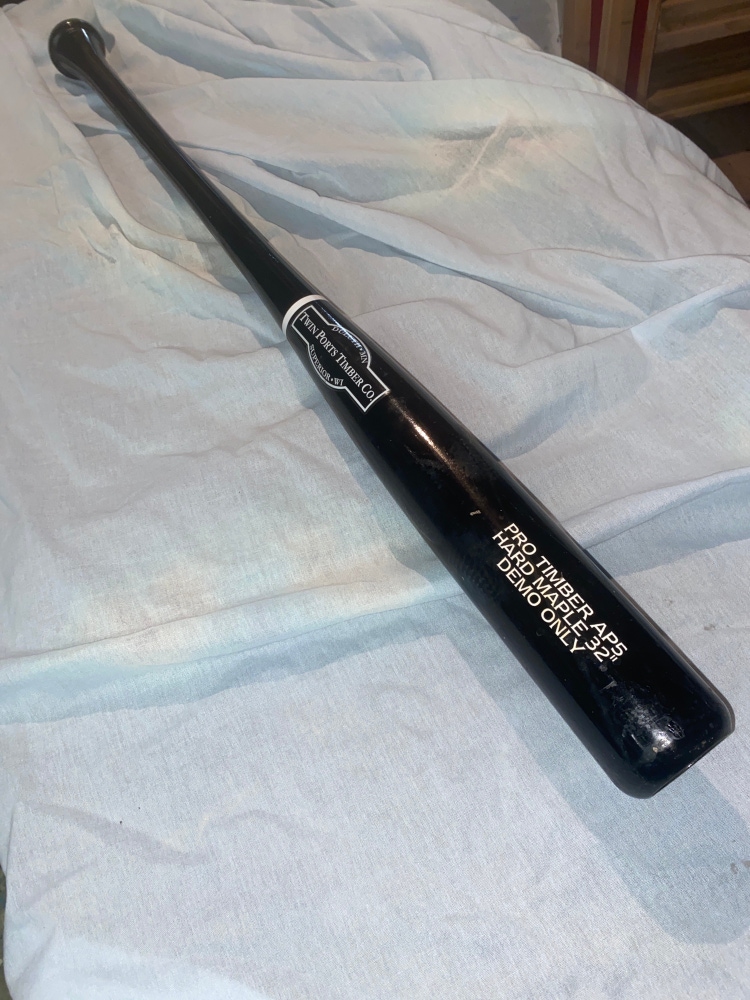 Twin Ports Timber Co. Pro Timber AP5 32” Wood Baseball Bat Maple