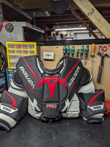 Used Large Bauer pro series Goalie Chest Protector