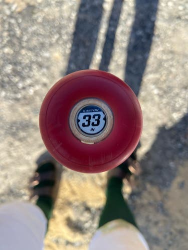 Used Easton (-11)  33" Ghost Bat