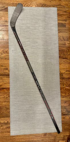 Intermediate Right Handed P88 Vapor 3X Pro Hockey Stick