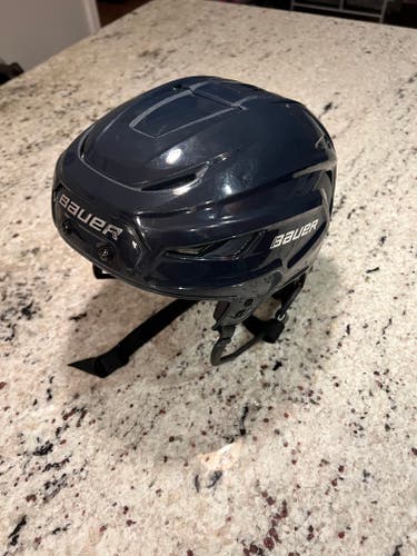 Barely Used Navy Small/Medium Bauer Hyperlite Helmet