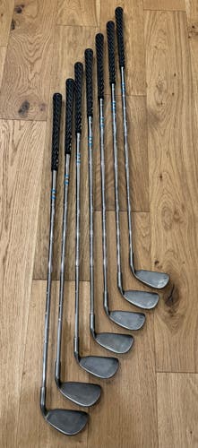 Used Junior Ping Left Hand Eye 2 Iron Set Regular Flex 6 Pieces Steel Shaft (Blue Dot)