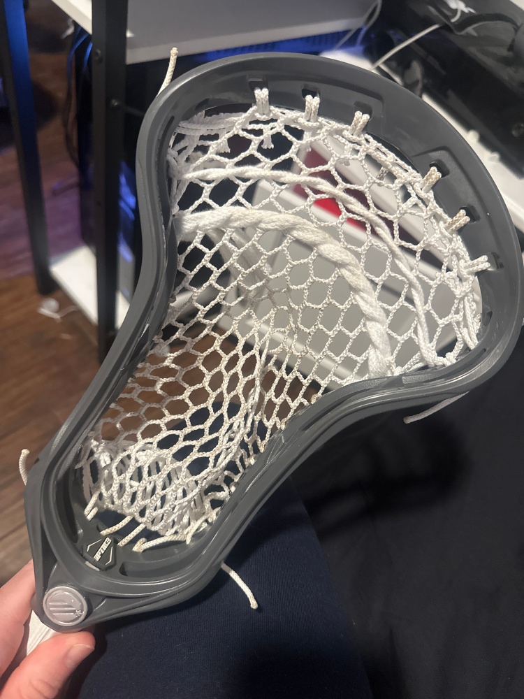 New Attack & Midfield Mid Pocket With Dragonfly Elite Shaft Strung Head
