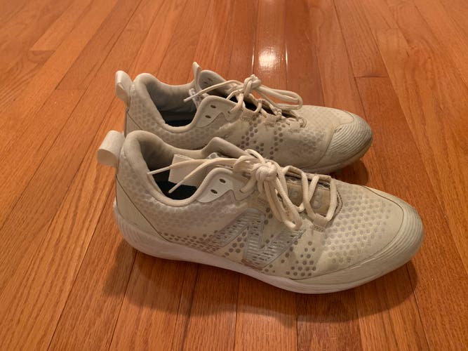 White Men's Molded Cleats Low Top