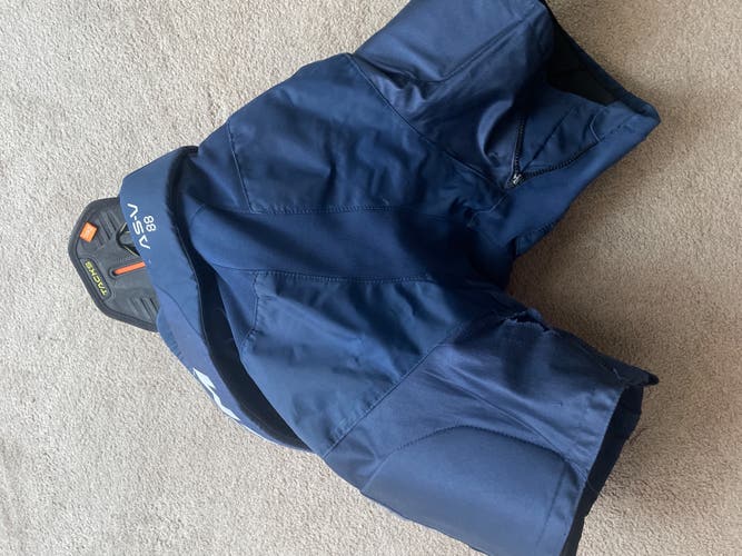 Senior Medium CCM Hockey Pants