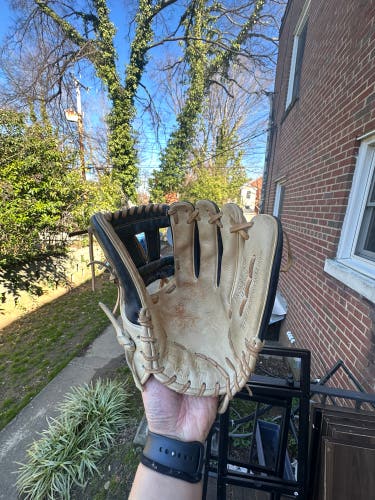 Rawlings Gold Glove Club Heart of the Hide 12.25” NP7 Manny Machado Glove