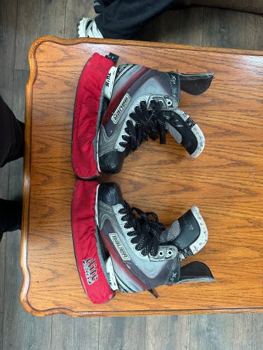 Senior Bauer Regular Width Size 6 Vapor X5.0 Hockey Skates