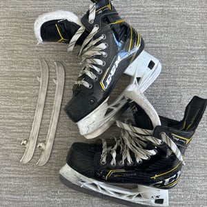 Intermediate Used CCM Super Tacks AS3 Pro Hockey Skates Regular Width Size 4.5