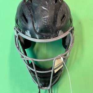 Used Easton Catcher's Mask (7 1/8 - 7 1/2)