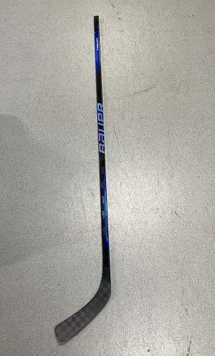 Senior Right Handed P02 Pro Stock Nexus Sync Hockey Stick
