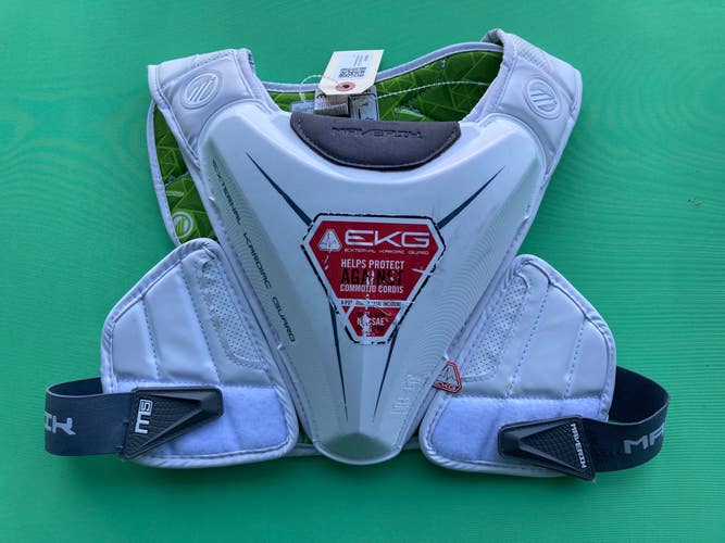 Used Medium Maverik M5 Shoulder Pads