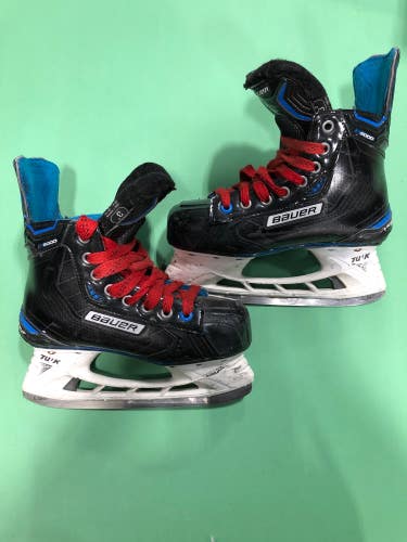 Used Junior Bauer Nexus N9000 Hockey Skates (Regular) - Size: 3
