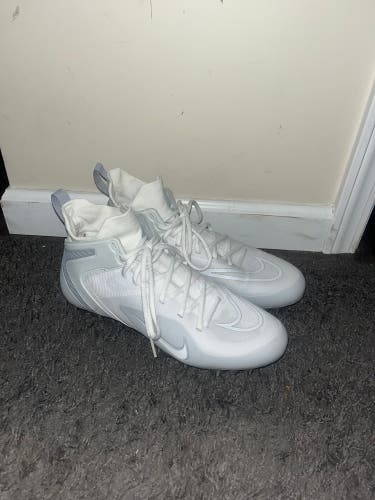 Like New Nike Huarache Elite 8
