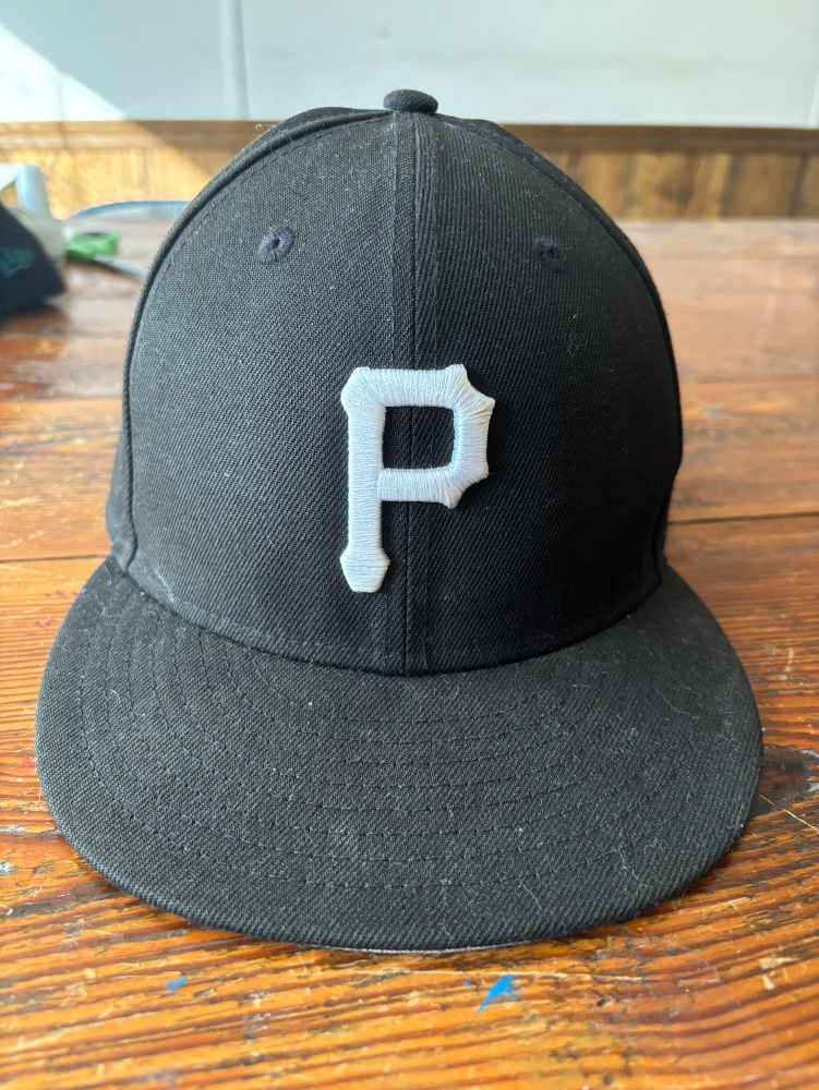 Pittsburgh Pirates 7 1/8 Fitted Hat