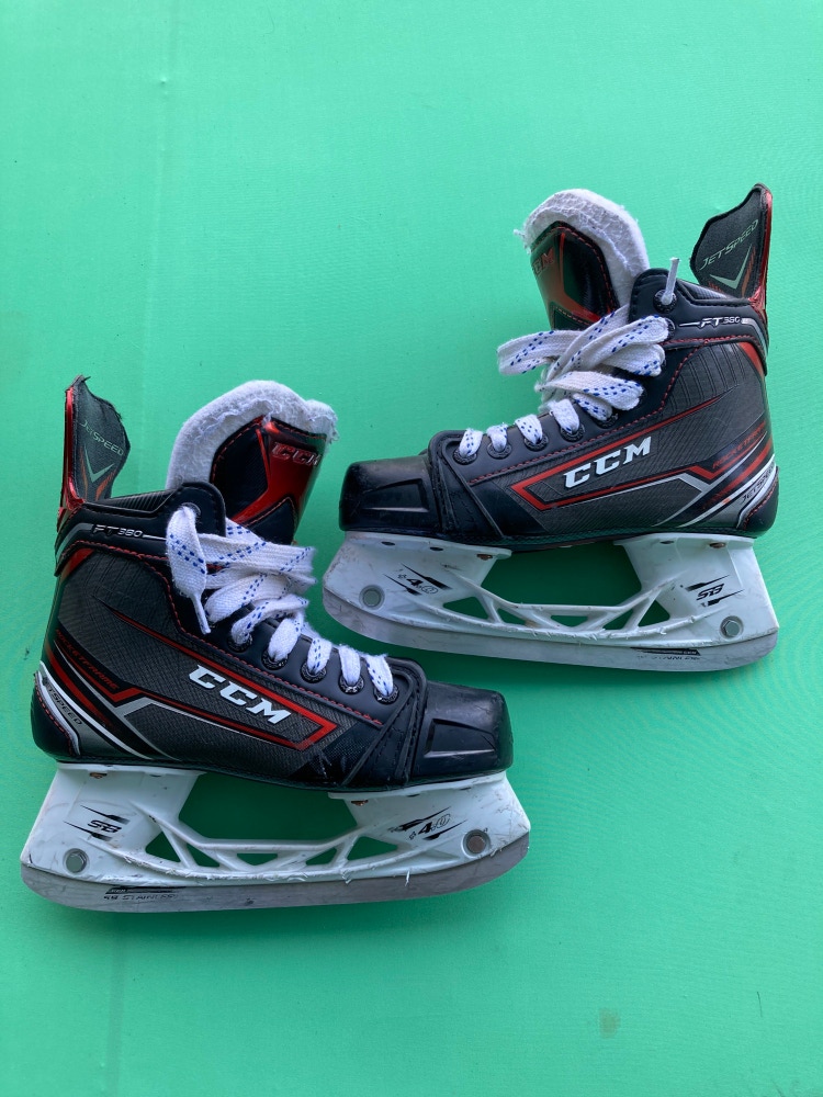 Used Junior CCM JetSpeed FT380 Hockey Skates Regular Width Size 3.5