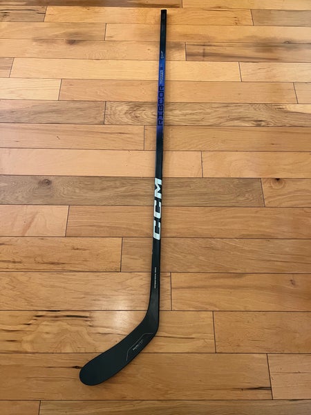 New CCM Ribcor Trigger 8 Pro Hockey Stick P28/75 Flex/Right Handed