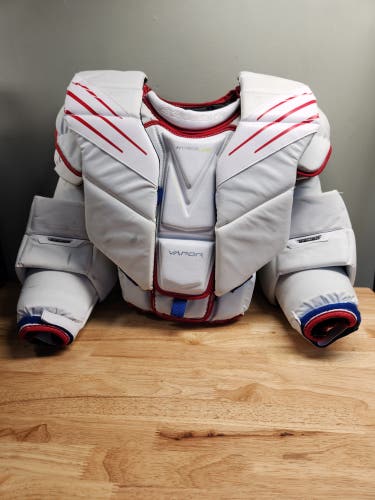 Large NHL Habs Bauer Hyperlite Pro Stock Chesty