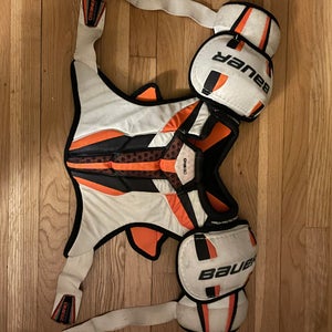 Youth Used Small Bauer Supreme One 60 Shoulder Pads