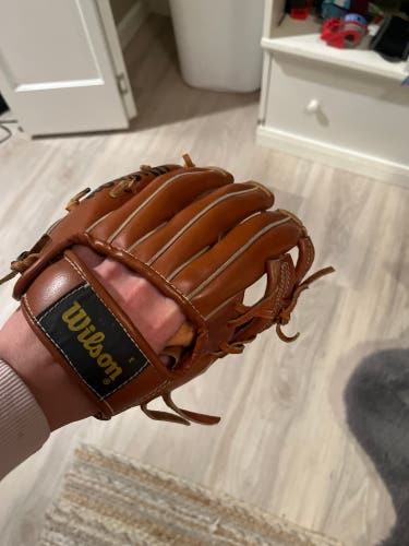 vintage leather Wilson Baseball Mitt