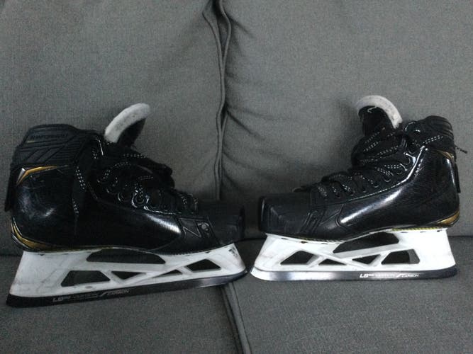 Senior Used Bauer Supreme 2S Pro Hockey Goalie Skates Regular Width 8