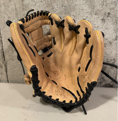 Rawlings gold glove elite 11 1/4” RHT infielders glove