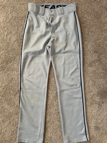 Men’s medium Easton grey baseball pants with navy piping