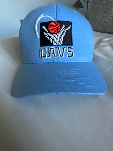 Vintage Cleveland Cavaliers Blue Used One Size Fits All Mitchell & Ness Hat