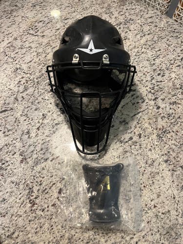 Used All Star Catcher's Set LG912PS
