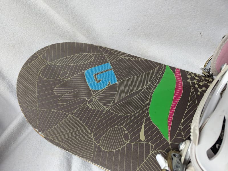 Burton Lux 47 Snowboard w/Bindings Size 147 Color Gray Condition