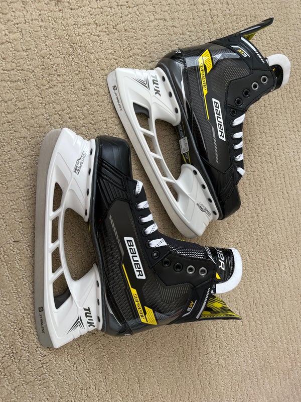 New Bauer Supreme M3 Skates Size 6.5EE