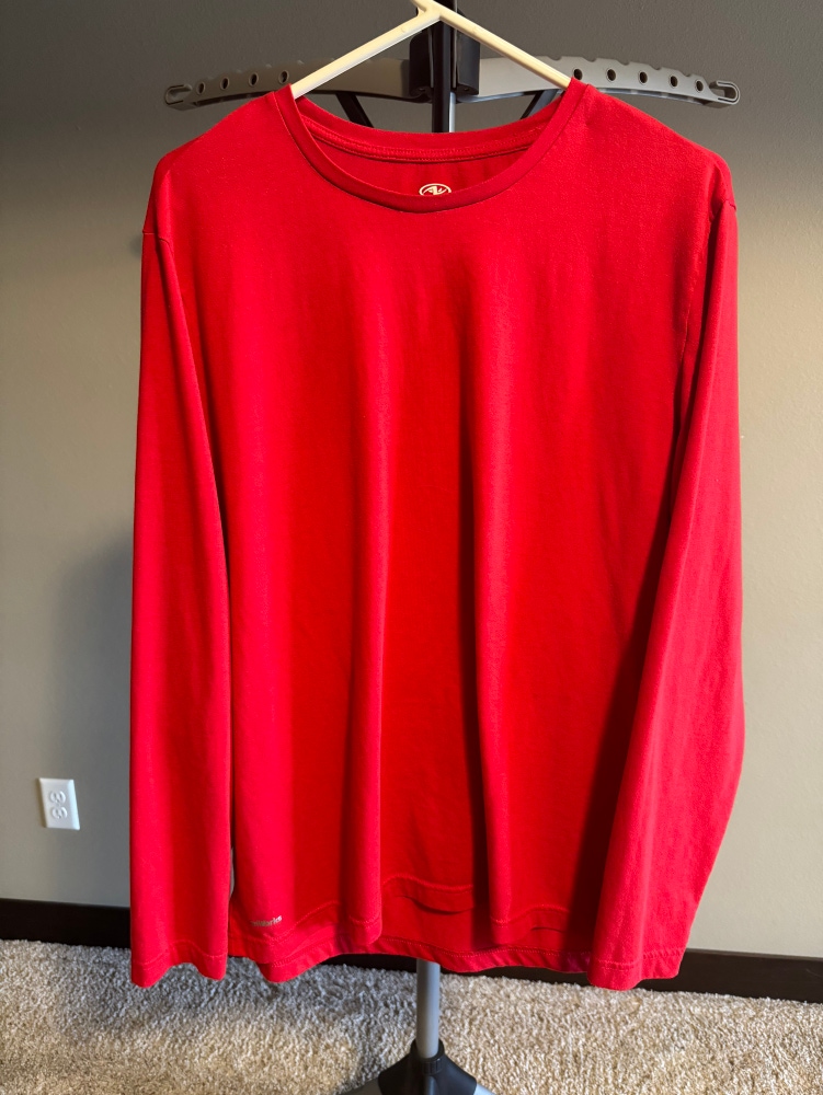 Athletic Works Long Sleeve T-Shirt, Red, Size L