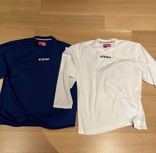 2 Pack CCM 5000 Practice Jersey 1 Royal 1 White Senior XL Extra Large