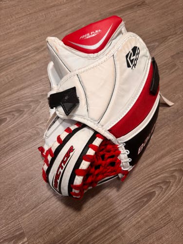 Bauer R7000 Goalie Glove