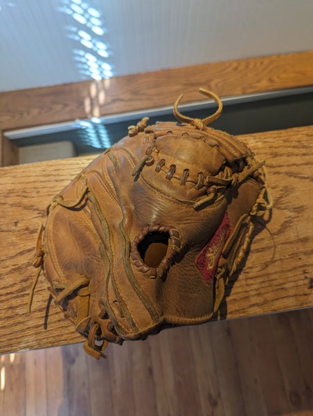 Used Shoeless Joe Right Hand Throw Catcher's Baseball Glove 30"