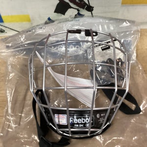 New Medium Reebok 5K Full Cage- chrome