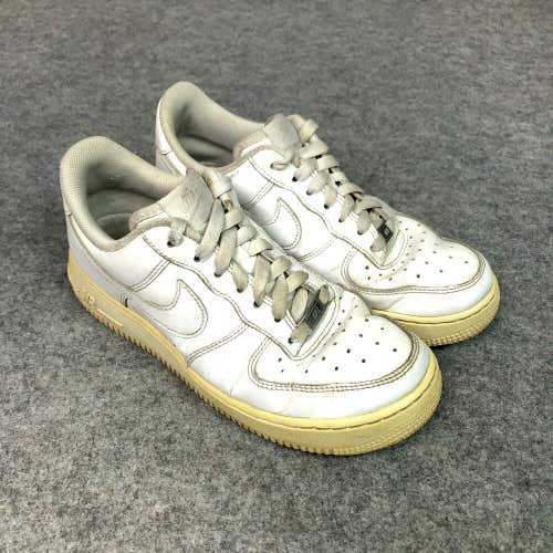 Nike Air Force 1 Womens Sneaker 8 Triple White Low Shoe Casual Leather Street