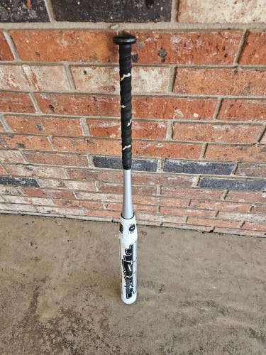 Used 2022 Monsta Composite Hype Bat (-10) 23 oz 33"