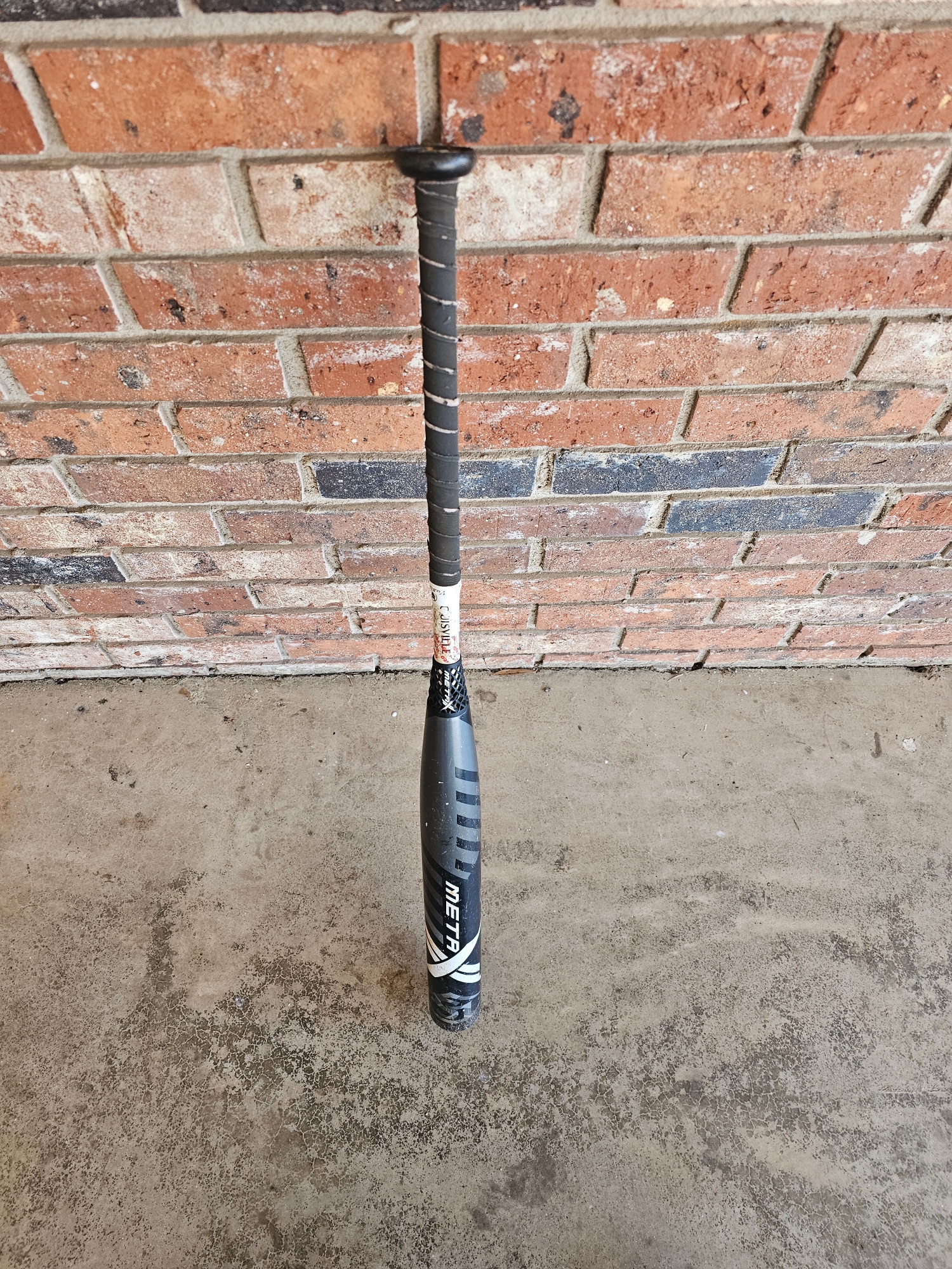 Used 2022 Louisville Slugger Composite Meta Bat (-9) 24 oz 33"