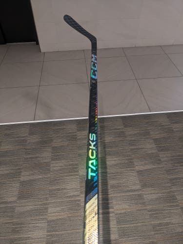 New Pro Stock LH Extended CCM Trigger 8 Team (Dressed as AS6 Pro) Hockey Stick - 75 Flex / P90T