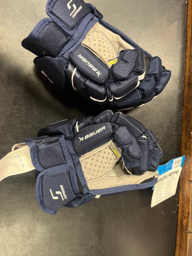 New Bauer 13" Supreme Mach Gloves