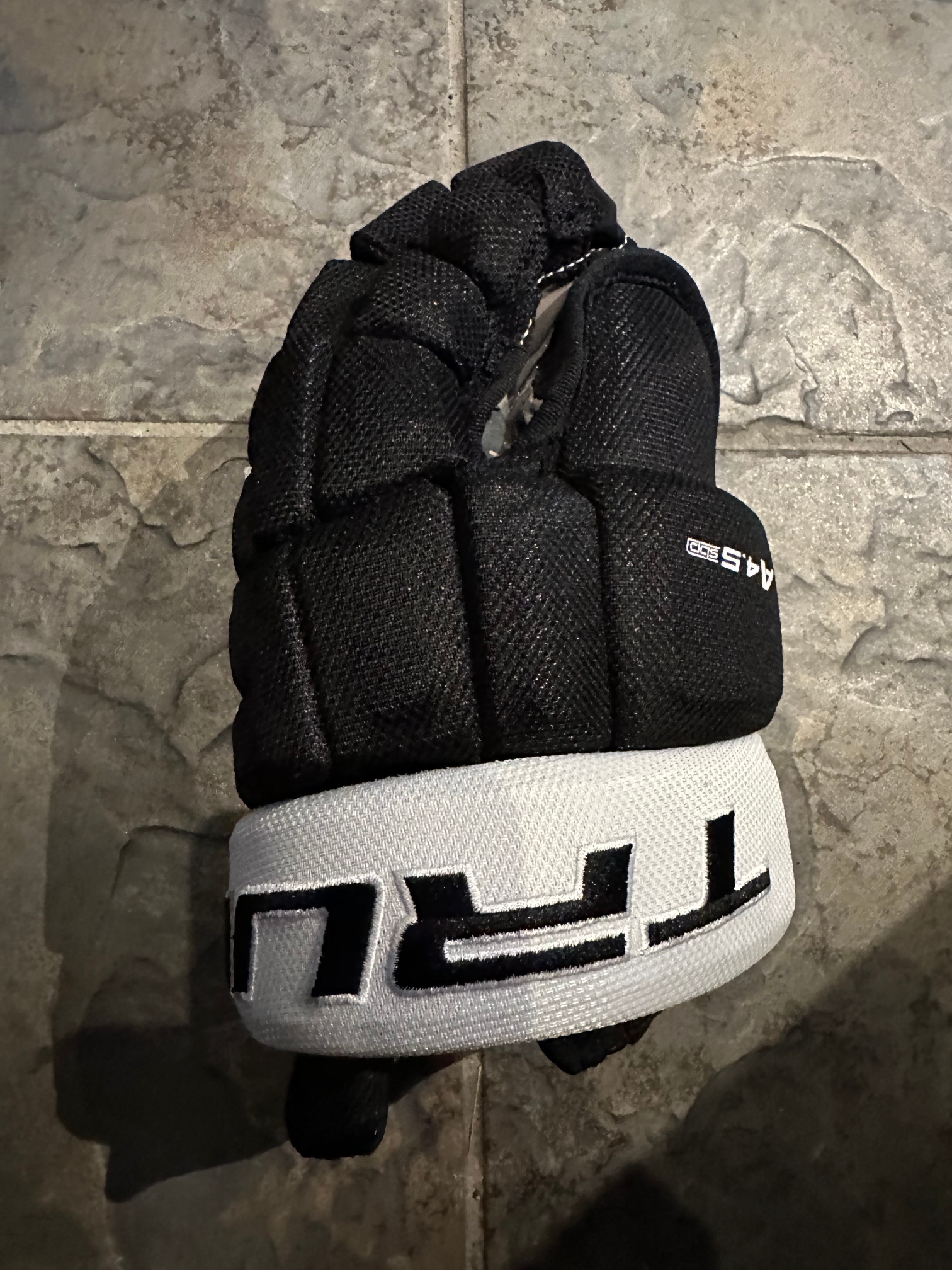 New True A4.5 Gloves 11" Black and White